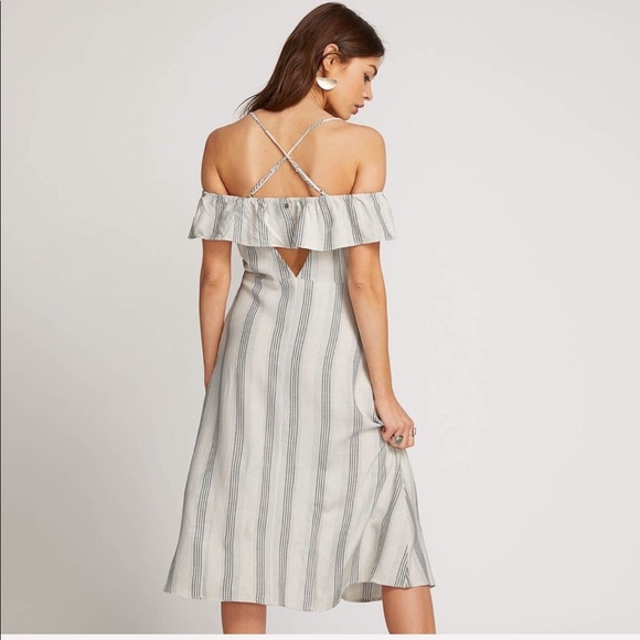Volcom Dresses & Skirts - 🔥🔥VOLCOM🔥DRESS🔥🔥
